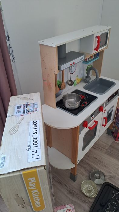 Bucatarie de jucarie