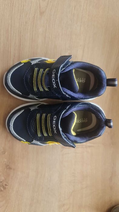 Adidasi Piele Geox 22