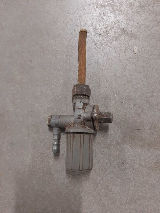 Части за Трабант стъкла крушки комплект кранче за гориво