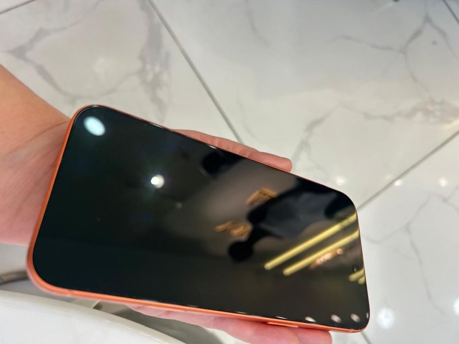 Сросно продам!!IPhone 17 pro max 256