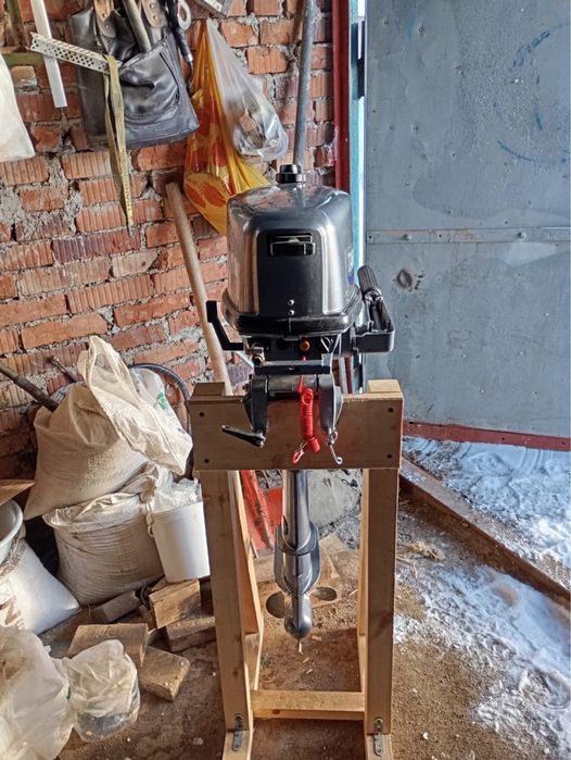 Лодка Hunter Boat