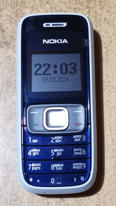 Телефон NOKIA 1209 и 1208
