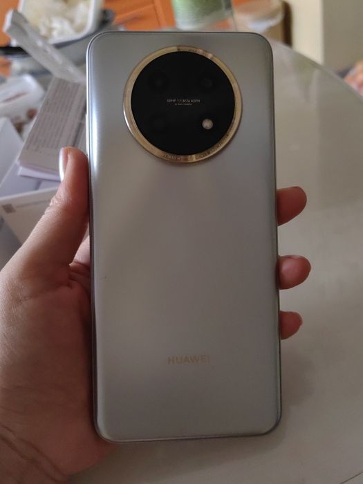 Продам Huawei nova Y91