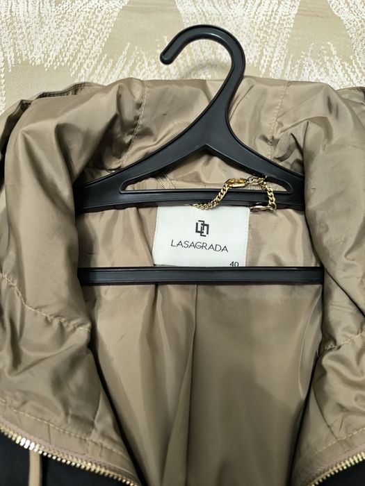 Продам плащ оригинал.