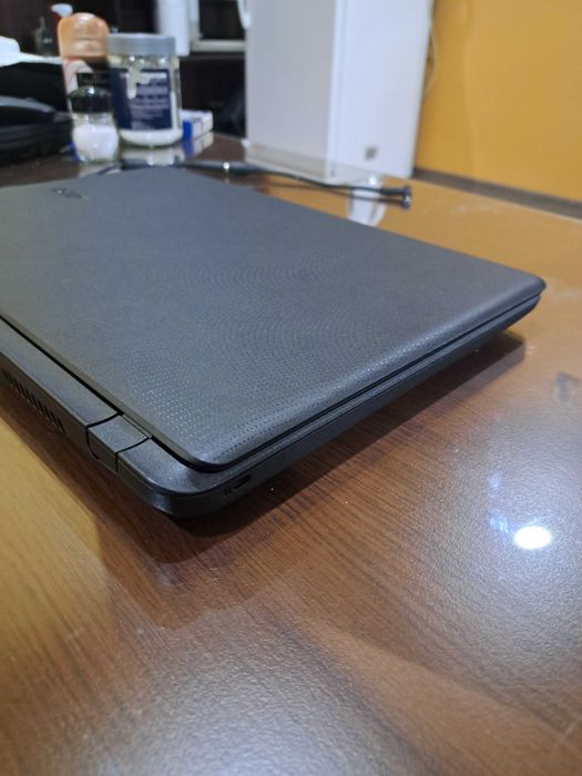 Продавам Laptop Acer Aspire ES 15!15,6 Инча  Никакви следи от употреба
