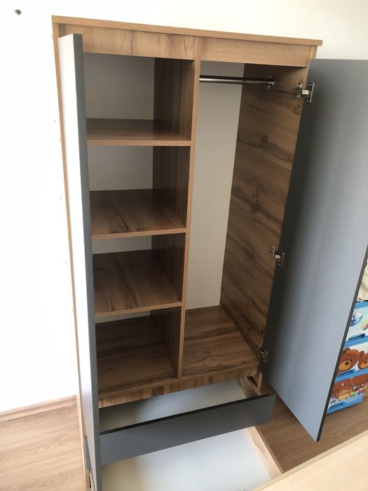 2 Шкафа продаю срочно переезжаю