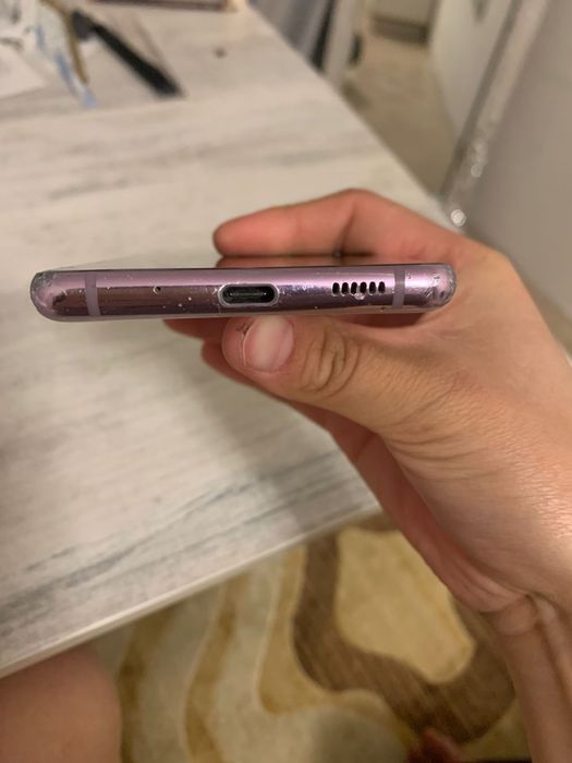Samsung S20 FE. самсунг