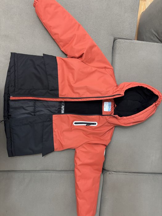 Куртка на мальчика рост 158см.