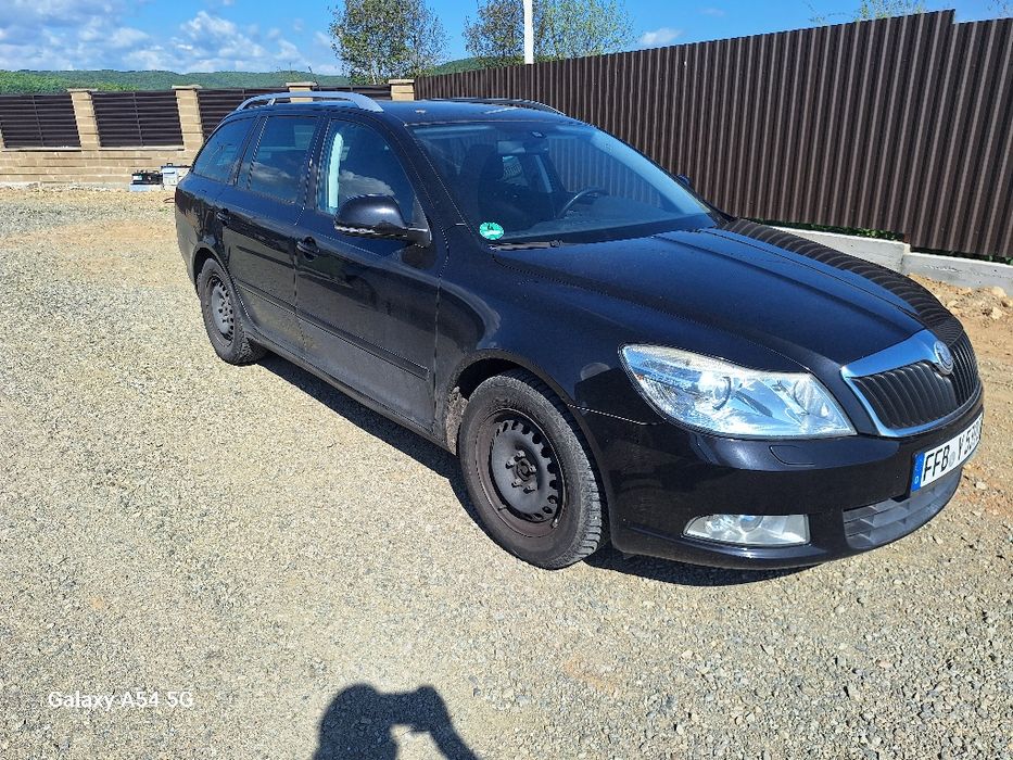 Dezmembrez Skoda Octavia 2 facelift 1.8 tfsi CDAA culoare negru 9910 sau gri cod LF8L