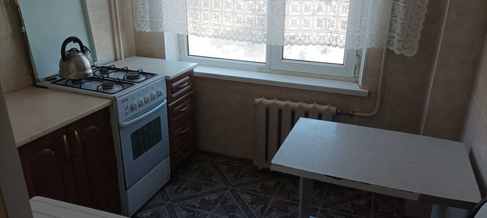 Сдаеться 3 комнатная квартира.