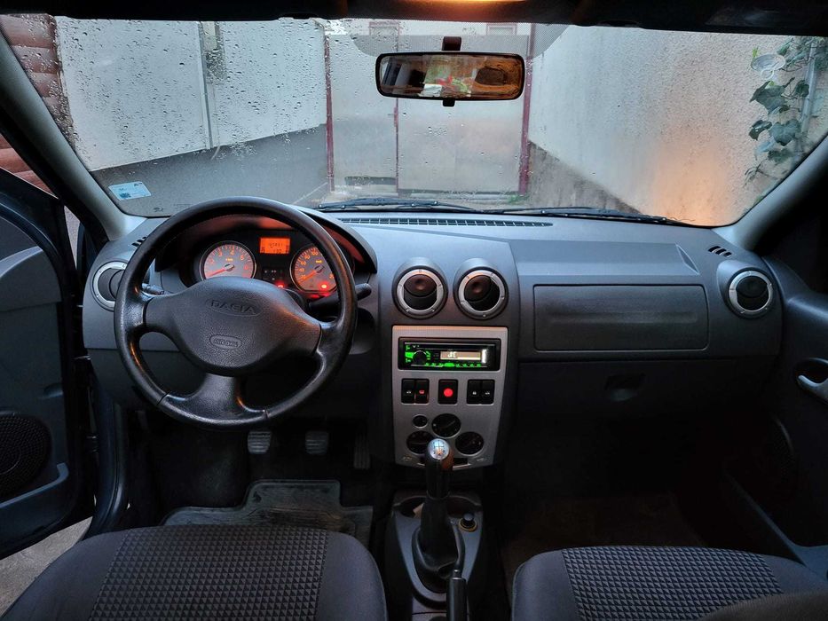Dacia Logan Prestige 1.6 16V