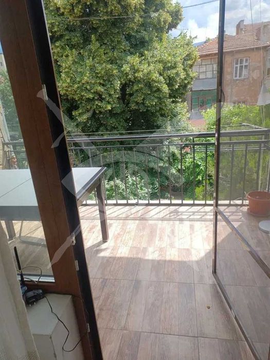 Дава се под наем Тристаен апартамент в София, Център - 91 кв.м за 698.19 € - Снимка #9