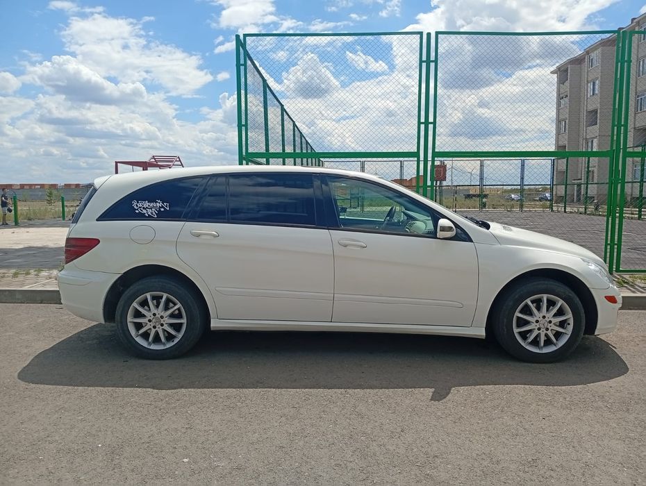 Продам МерседесR350 .