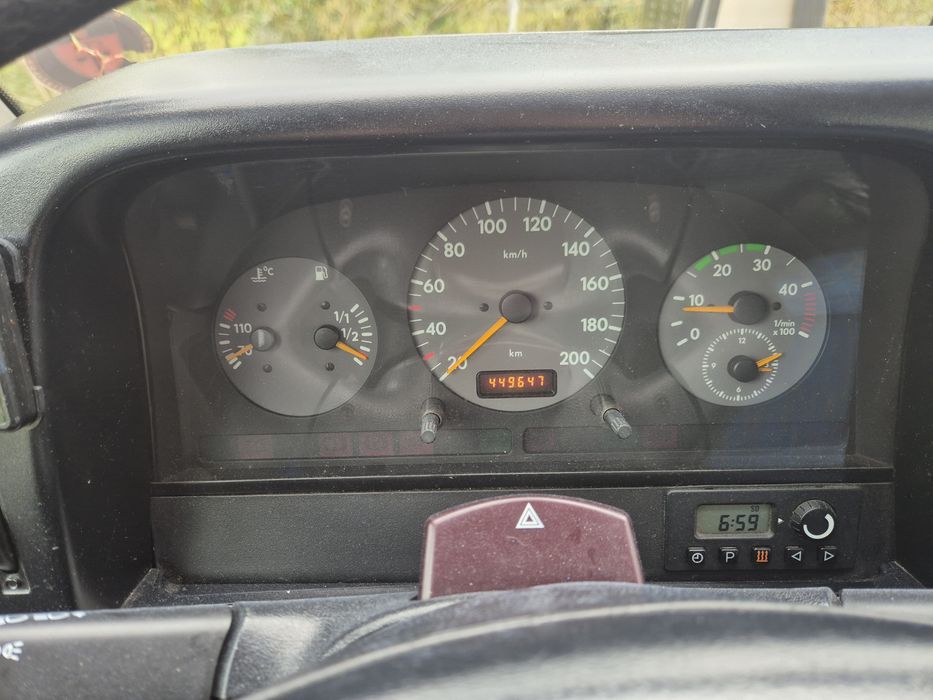 Vand microbuz 8+1 locuri Volkswagen LT