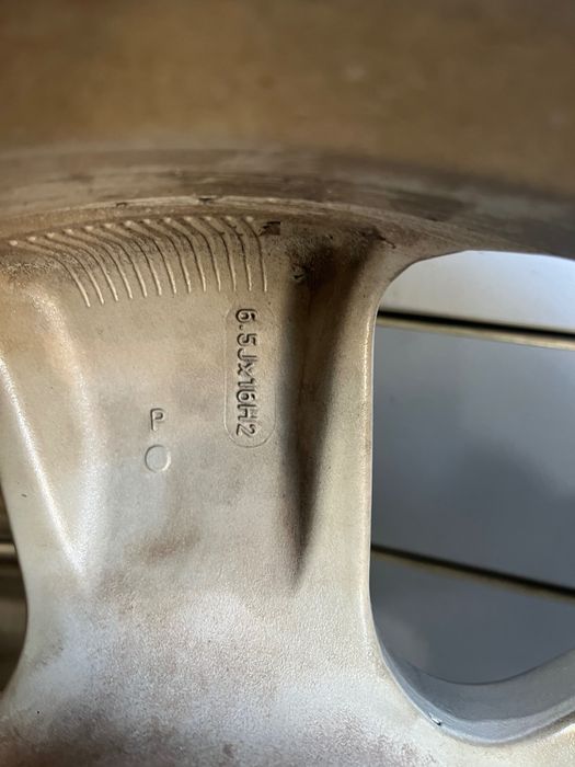 Джанти 16 цола AUDI ALLROAD