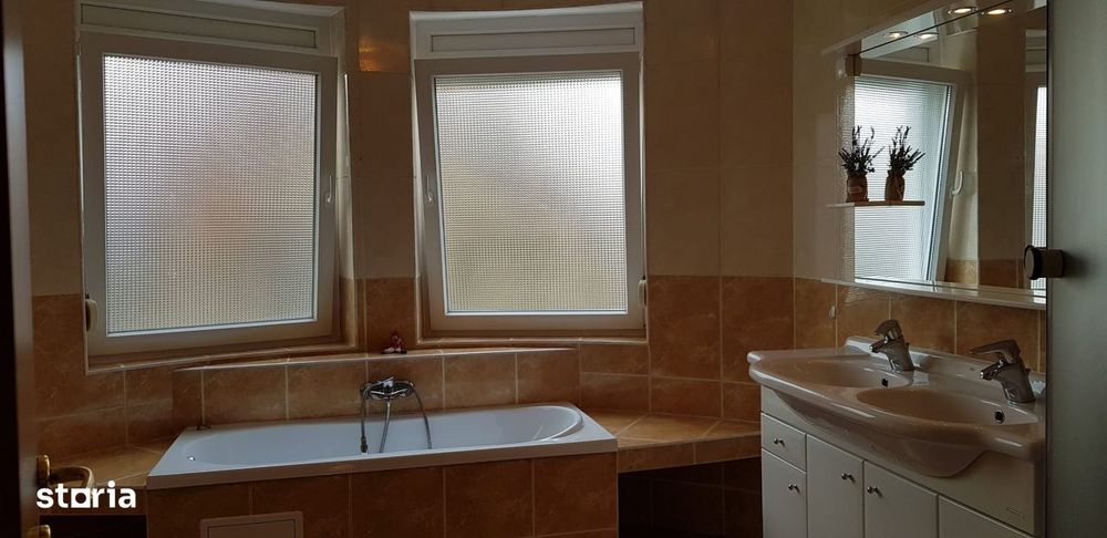 Duplex 4 camere, zona Trei Stejari - Aproape de centru