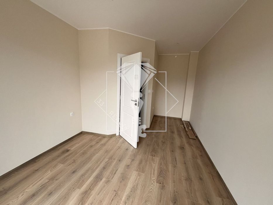 Продава се Двустаен апартамент в Пловдив, Беломорски - 84 кв.м за 1314 €/кв.м - Снимка #8