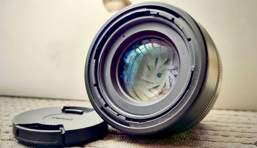 Obiectiv Sigma 56mm f/1.4 DC DN Contemporary – Montură Sony E