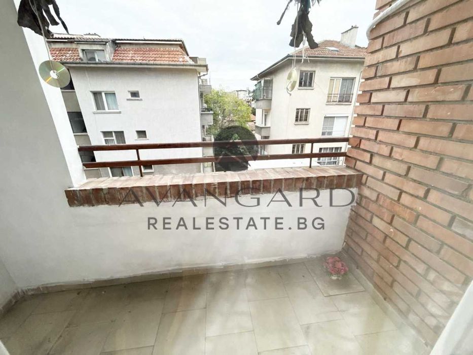 Продава се Двустаен апартамент в Пловдив, Център - 58 кв.м за 1208 €/кв.м - Снимка #6