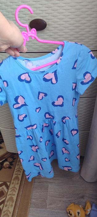 Продам платья для девочек