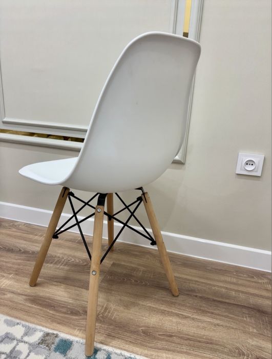 Кухонный стол и стуль 4шт