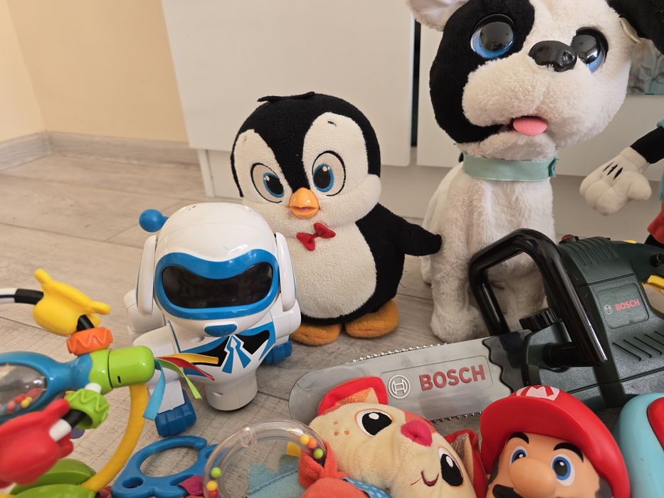 Разнообразни Играчи за малки и големи деца