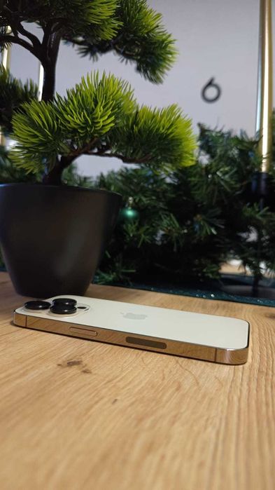 iPhone 14 Pro 256 GB Gold – impecabil, baterie 89%, fără zgârieturi