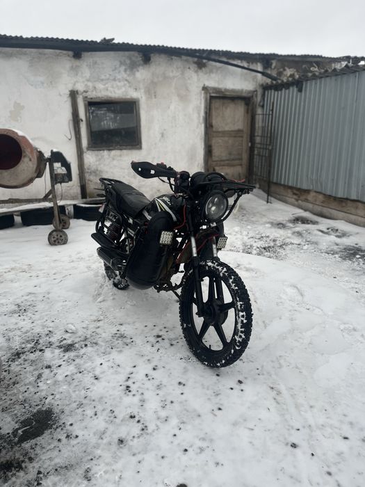 Продам мотоцкл Yaqi 200