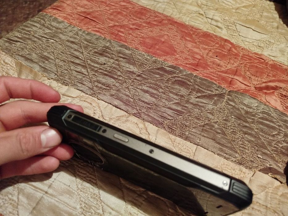 Продам телефон не дорого