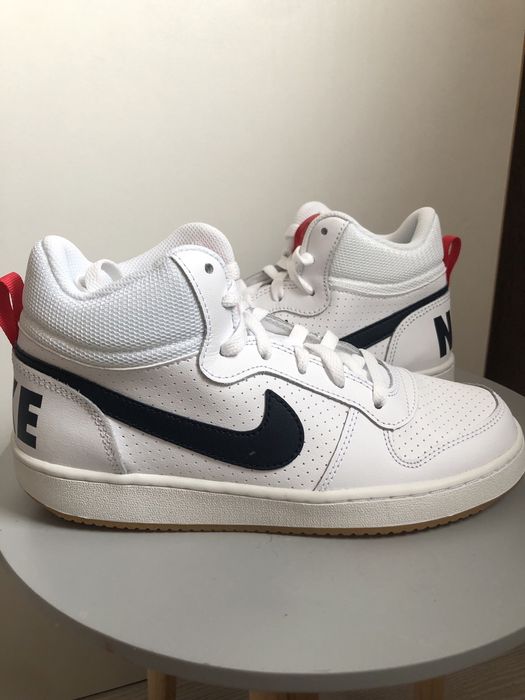 Нови маратонки Nike