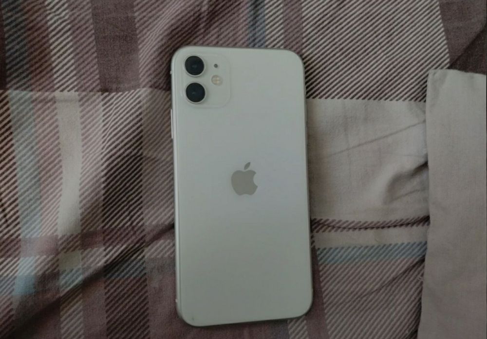 Продаётся iPhone 11 на 128гб
