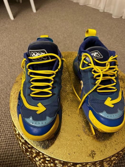 Adidasi OFF WHITE ODSY  2000 originali !