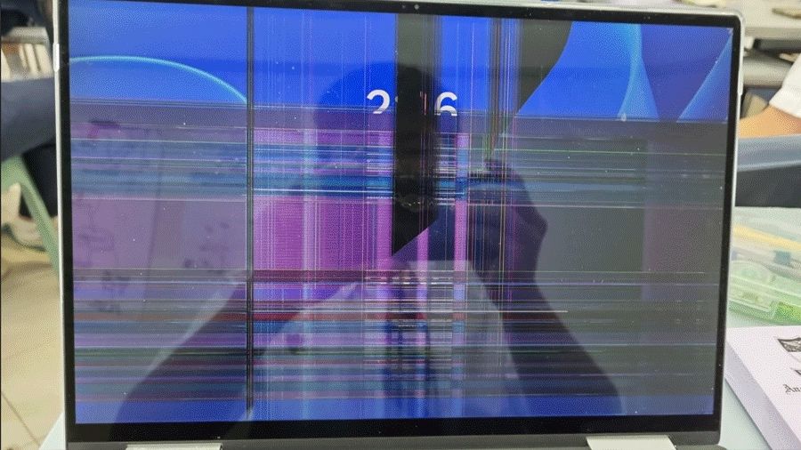 Матрицы, экраны для ноутбуков , моноблоков.