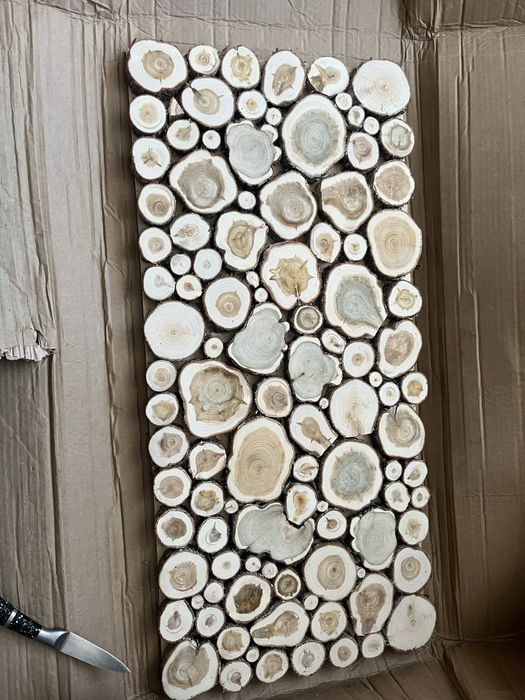 Панно из можжевельника