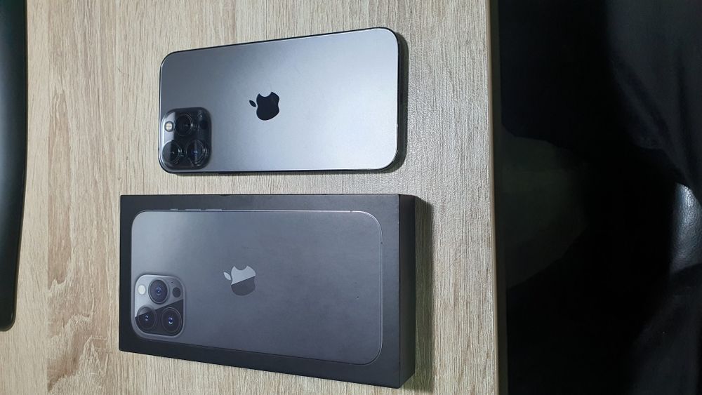 Vând Iphone 13 ProMax 128GB Graphite