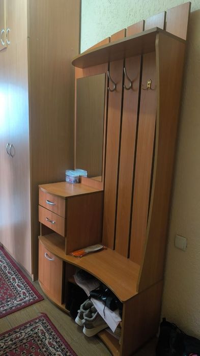 Отдам бесплатно шкафы