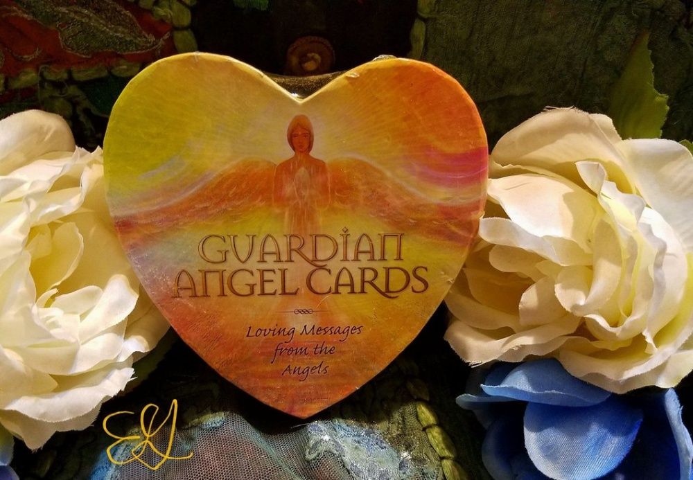 Carti Oracol/Tarot- INGERII PAZITORI in forma de INIMA-ORIG/Eng,ed lim