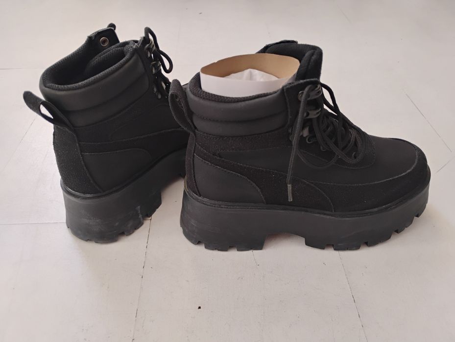 Боти с висока подметка