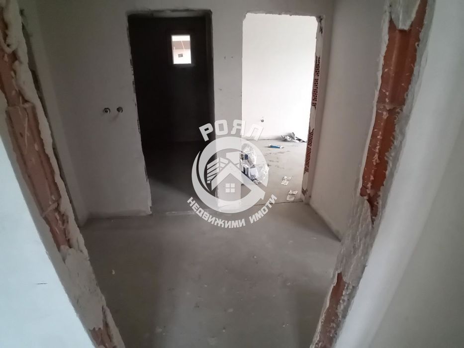 Продава се Тристаен апартамент в Пловдив, Южен - 97 кв.м за 1093 €/кв.м - Снимка #3