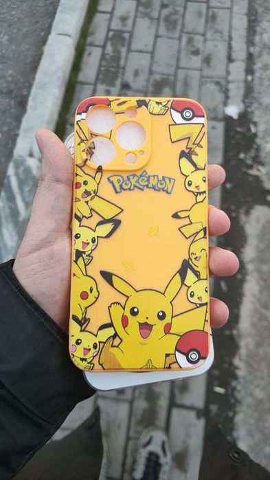 Чехол на iphone 13 pro (Doraemon и Pikachu)