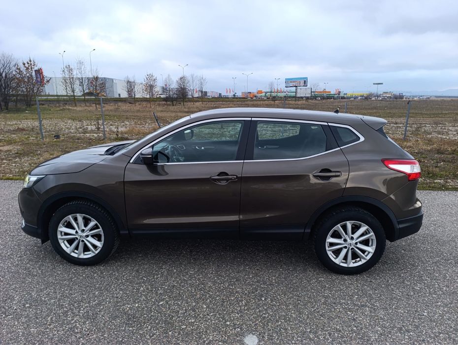Vând Nissan Qashqai