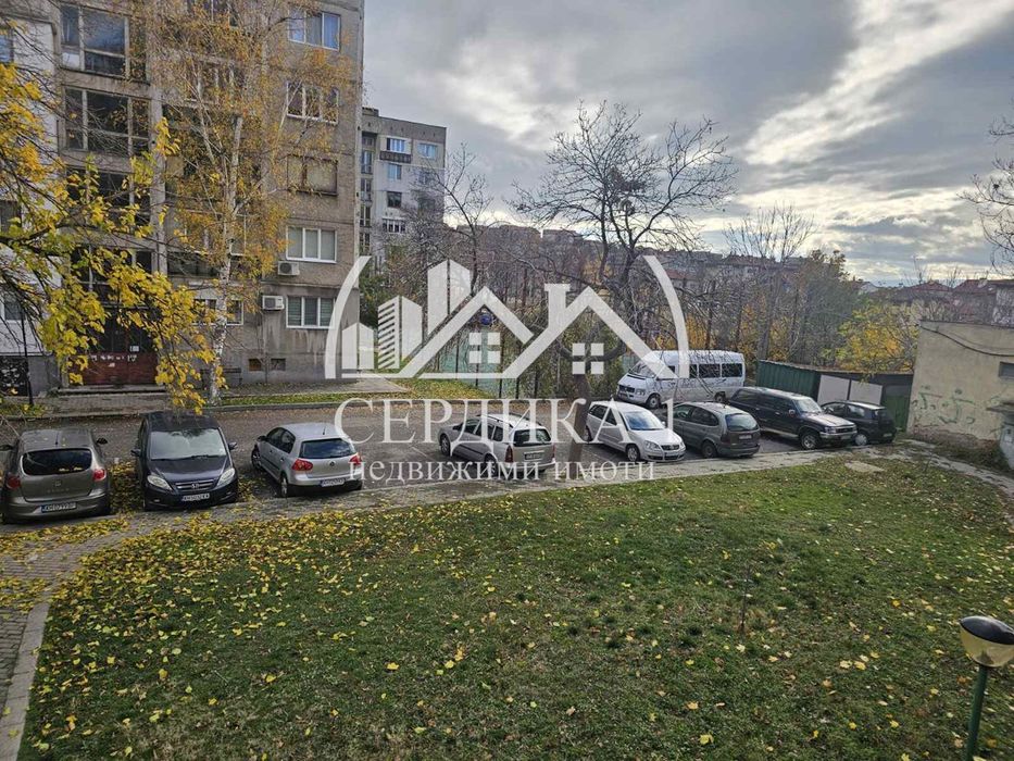 Продава се Двустаен апартамент в Дупница - 65 кв.м за 1076 €/кв.м - Снимка #11