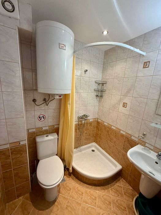 Двустаен апартамент в Обзор