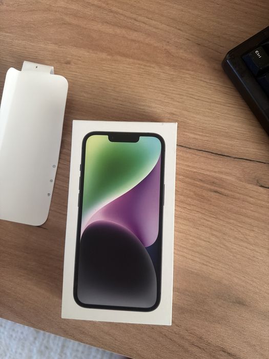 Продам  IPhone 14