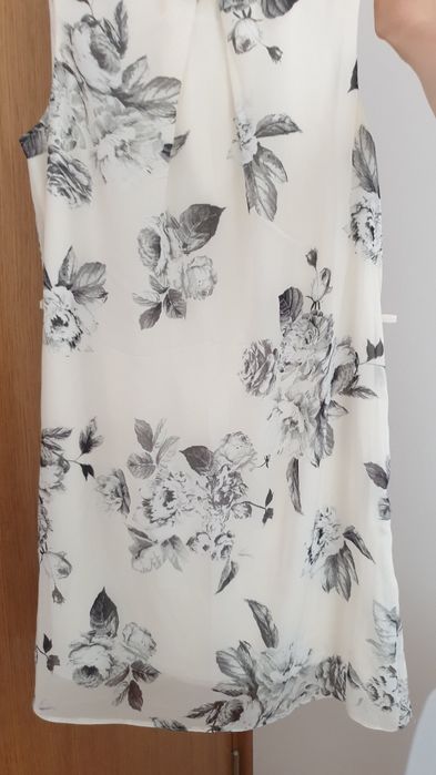 Rochie M/L impecabila