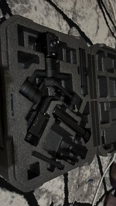 Mark 3 foto video kamera sotiladi