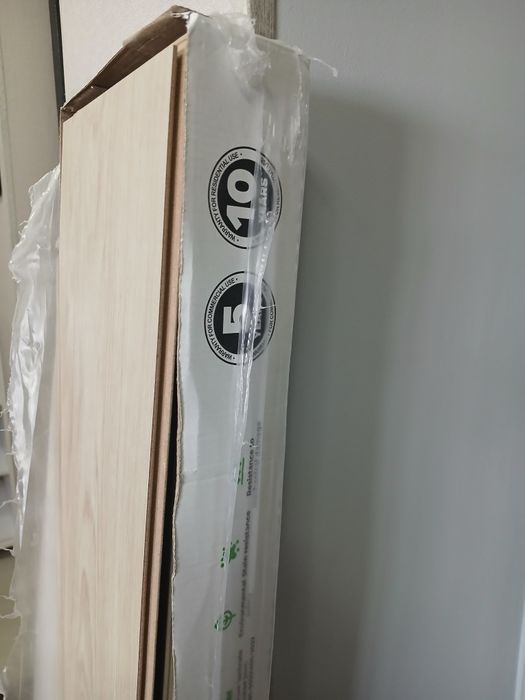 Tarket laminat ishlatilmagan yengi