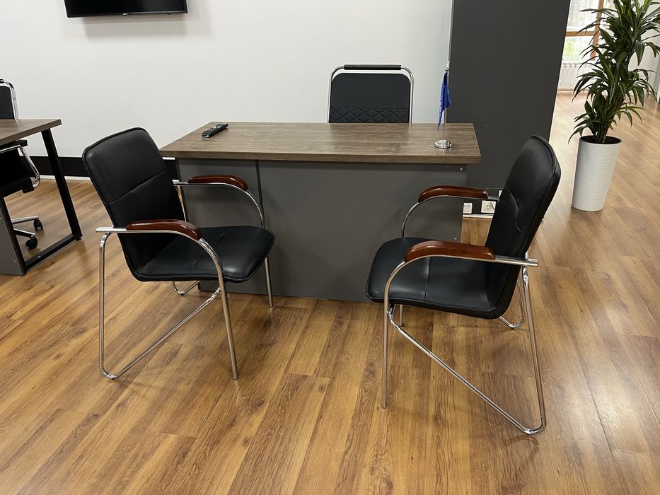 Стулья офисные ZETA