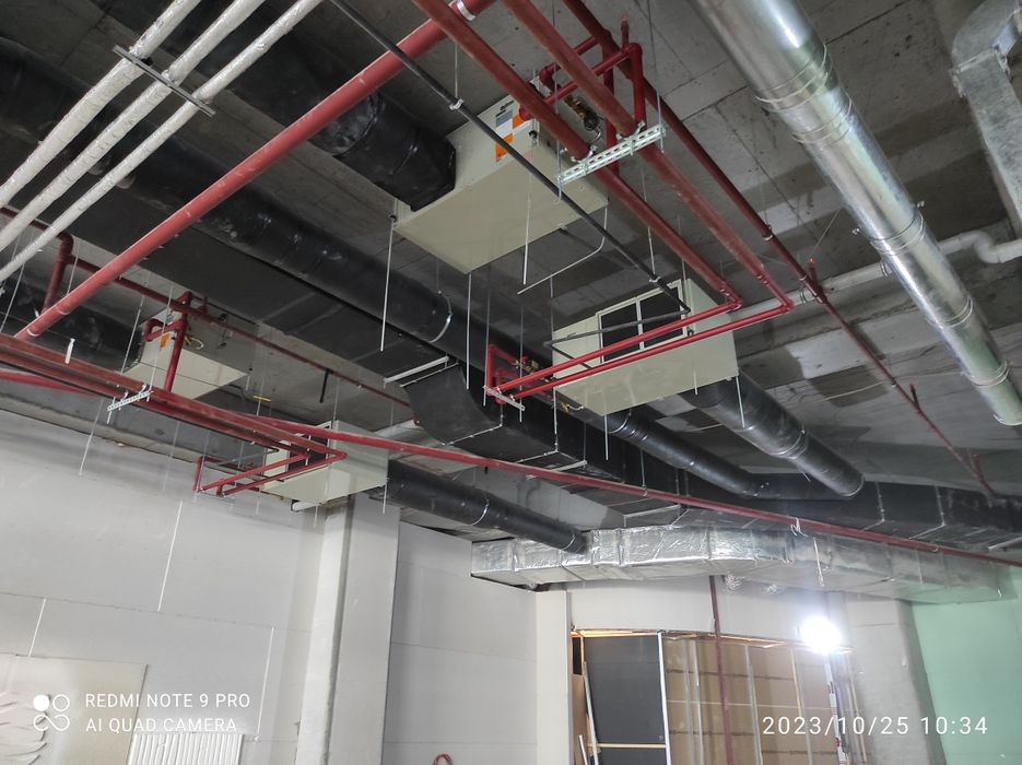 Ремонт чиллеров и промышленных кондиционеров.