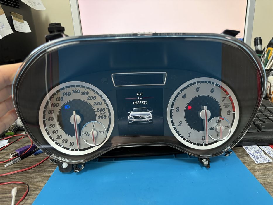 Километраж за Mercedes A class w176 с цветен дисплей